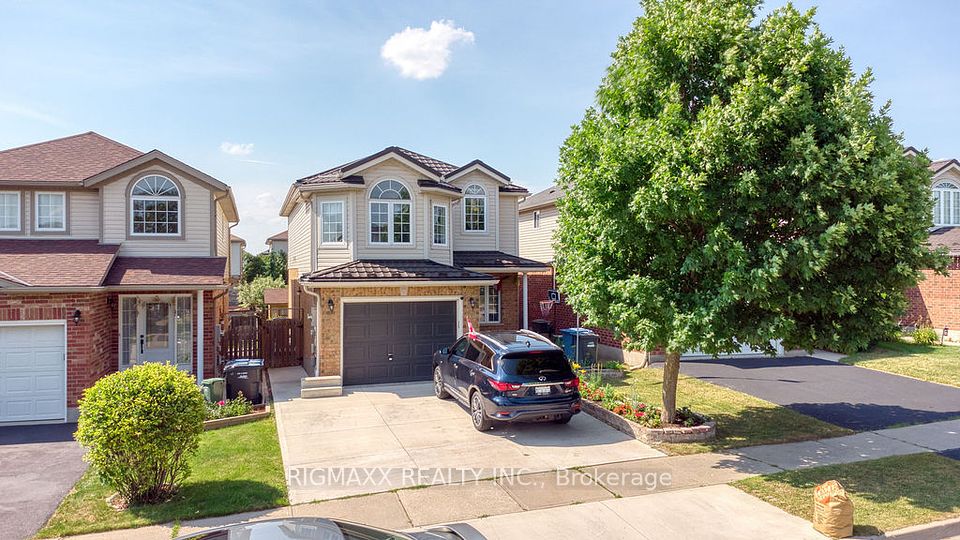 2-Storey in Grey County