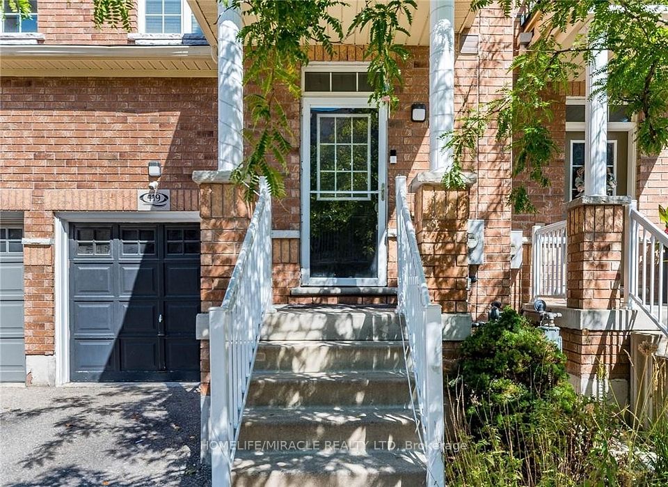 2-Storey in Durham